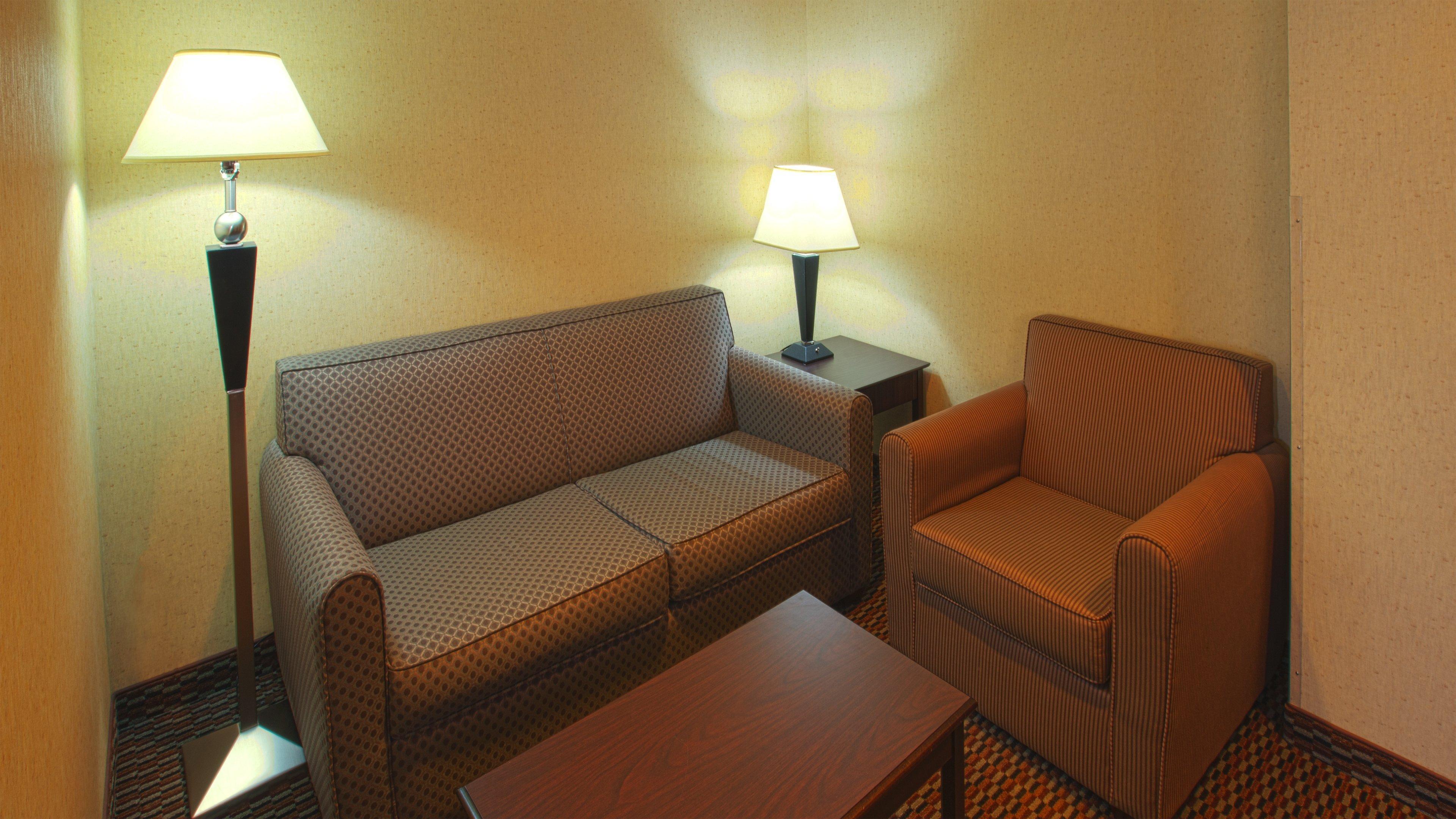 Holiday Inn Express & Suites Nampa - Idaho Center By Ihg Экстерьер фото