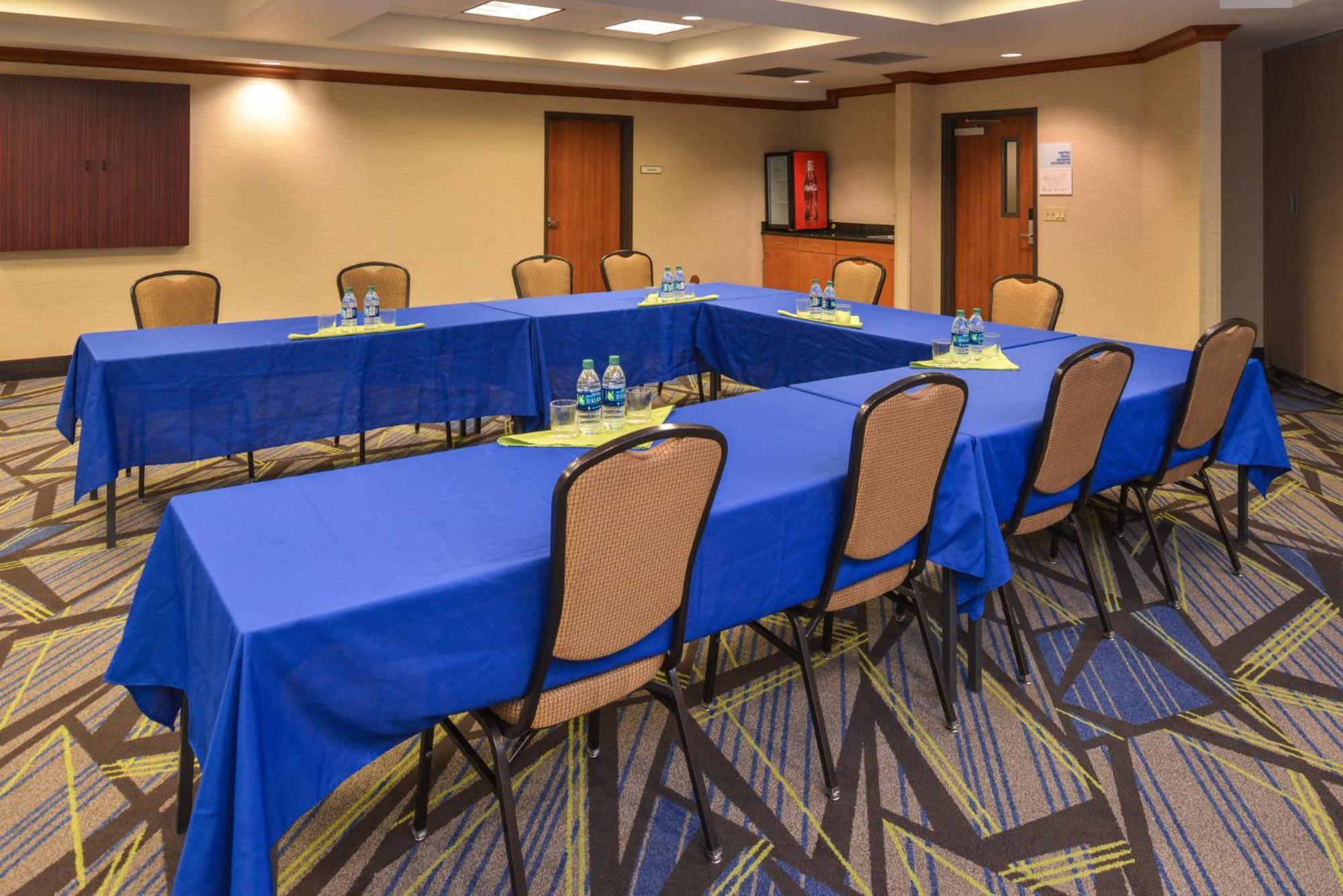 Holiday Inn Express & Suites Nampa - Idaho Center By Ihg Экстерьер фото