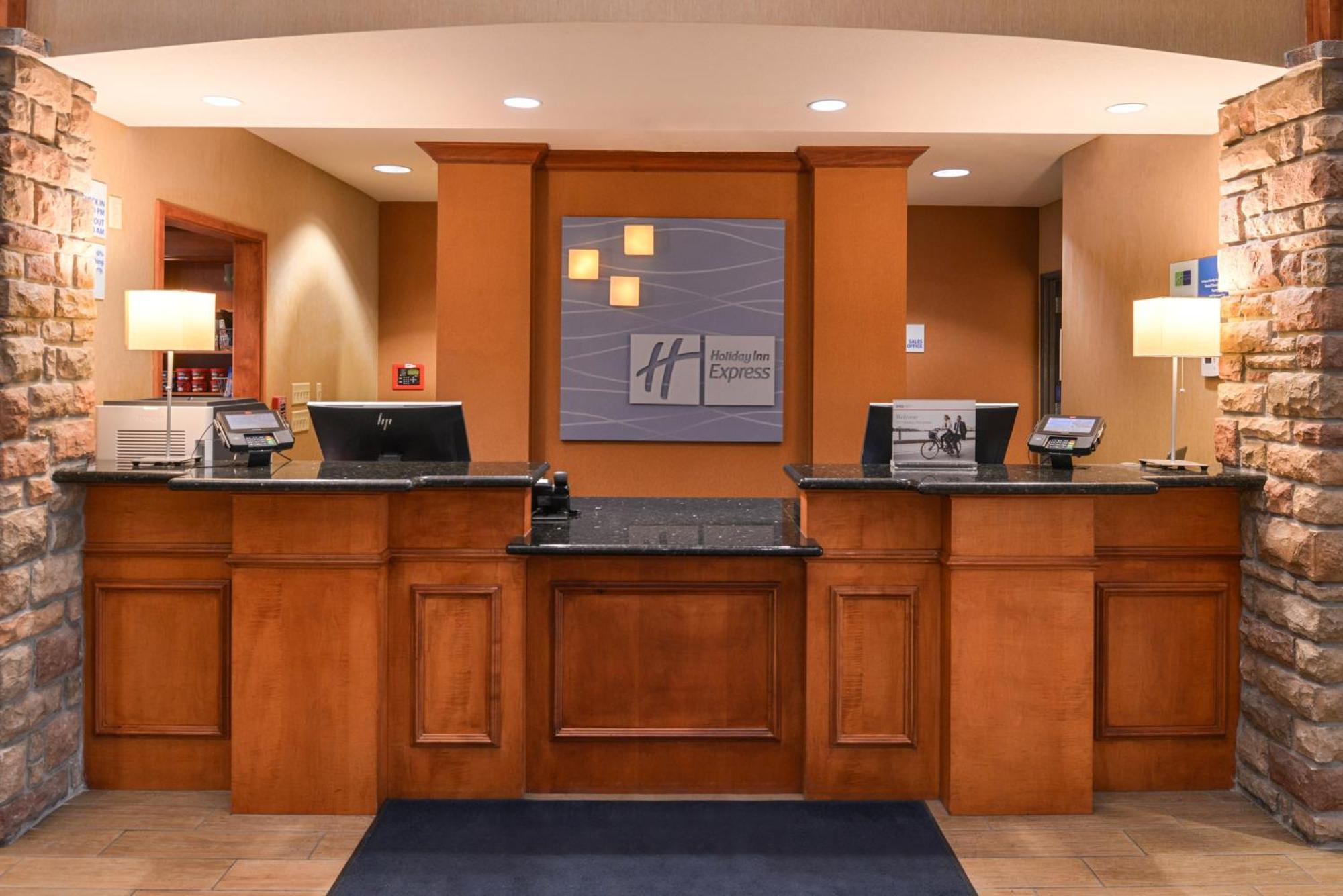 Holiday Inn Express & Suites Nampa - Idaho Center By Ihg Экстерьер фото