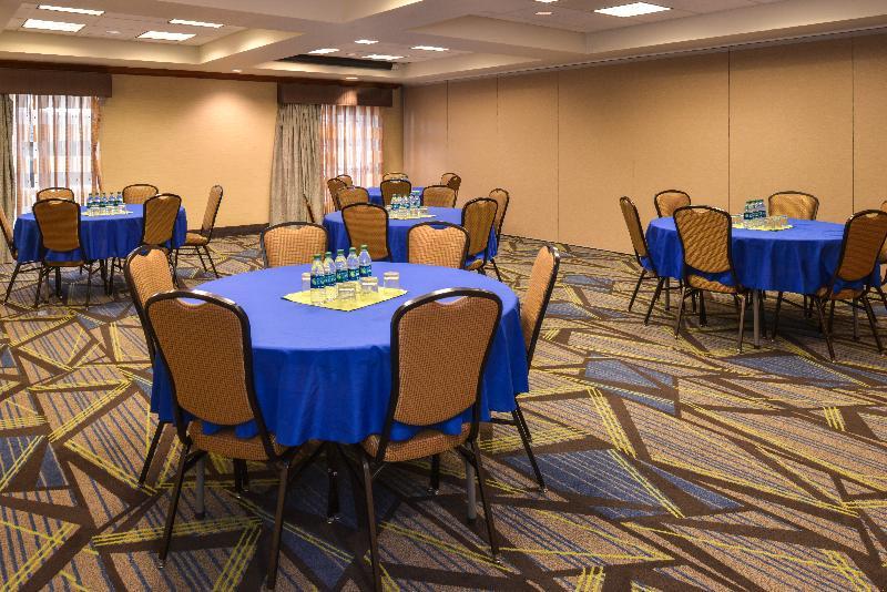 Holiday Inn Express & Suites Nampa - Idaho Center By Ihg Экстерьер фото